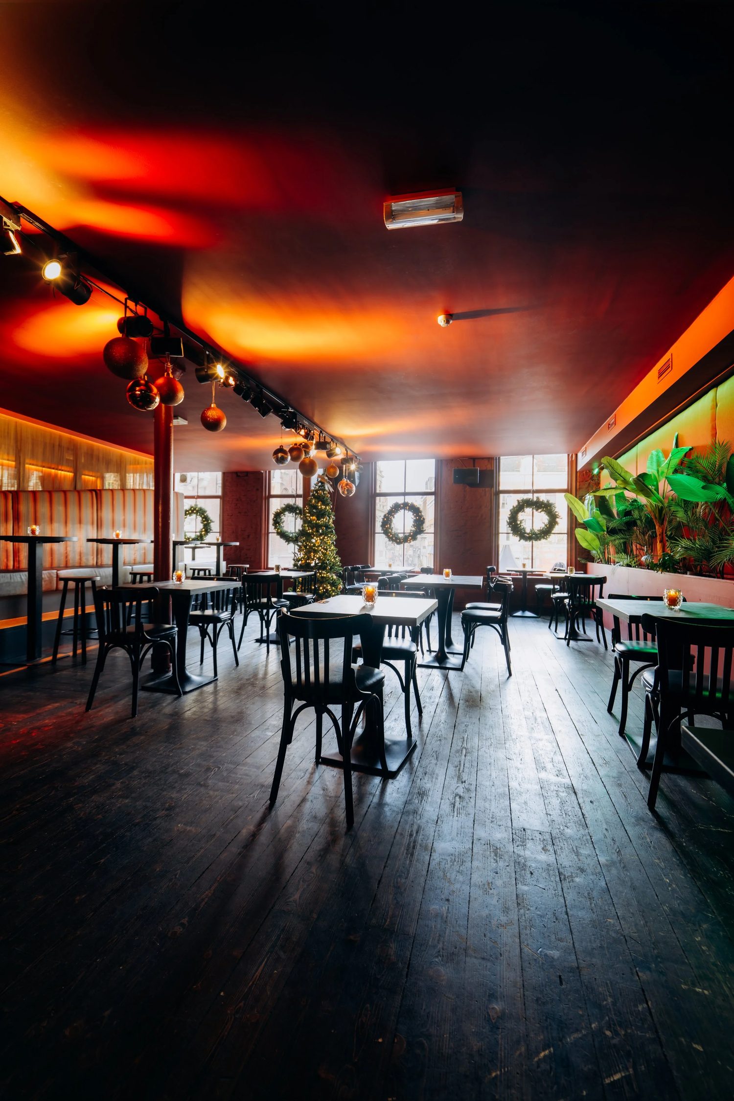 Zaal met sfeer aan de Grote Markt